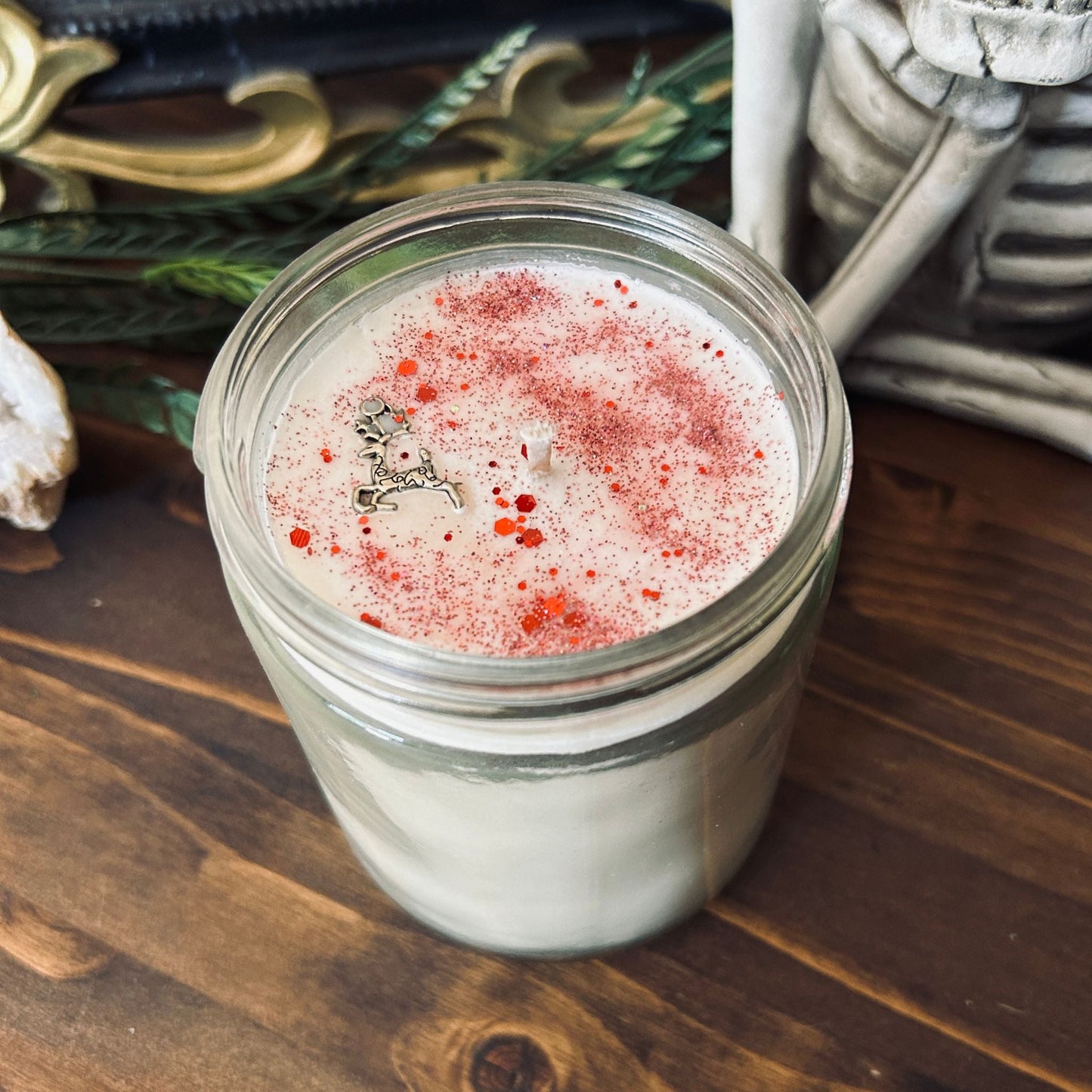 16oz Winter Candle Apple Candle Cesarah's Spooky Shop