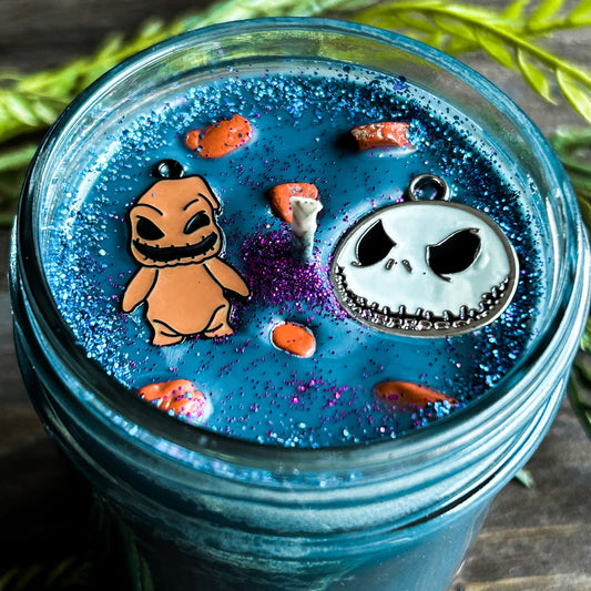This is Halloween Candle (Pumpkin Cider & Rum)