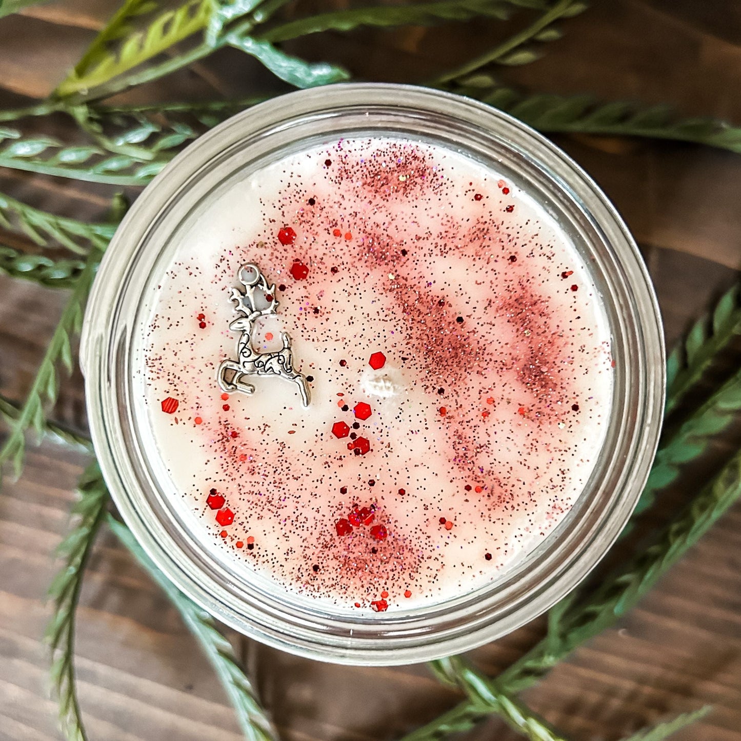 16oz Winter Candle Apple Candle Cesarah's Spooky Shop