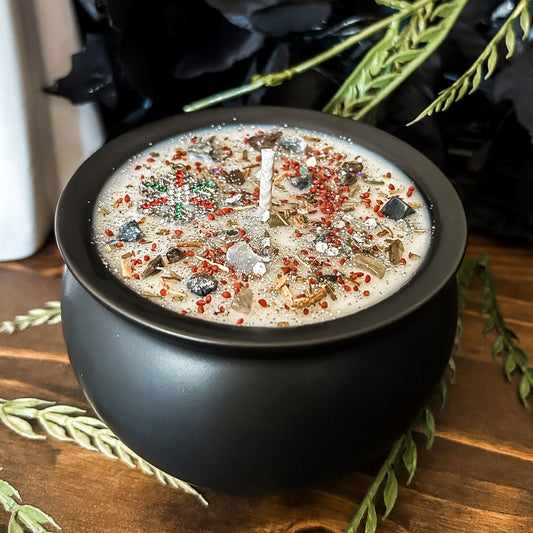 Winter Wishes Cauldron Candle