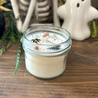 4oz Ghostly Beach Day Candle (pineapples, blueberries, & coconut) Cesarah's Spooky Shop