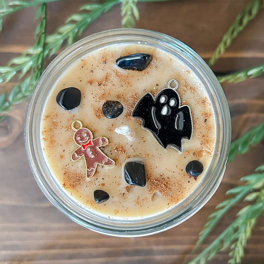 8oz Ghoulish Gingerbread Candle (Spiced Gingerbread Cookies) Cesarah's Spooky Shop