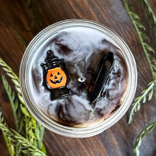 Haunted Hollows Candle (Brown Sugar Maple & Cinnamon Pumpkin)