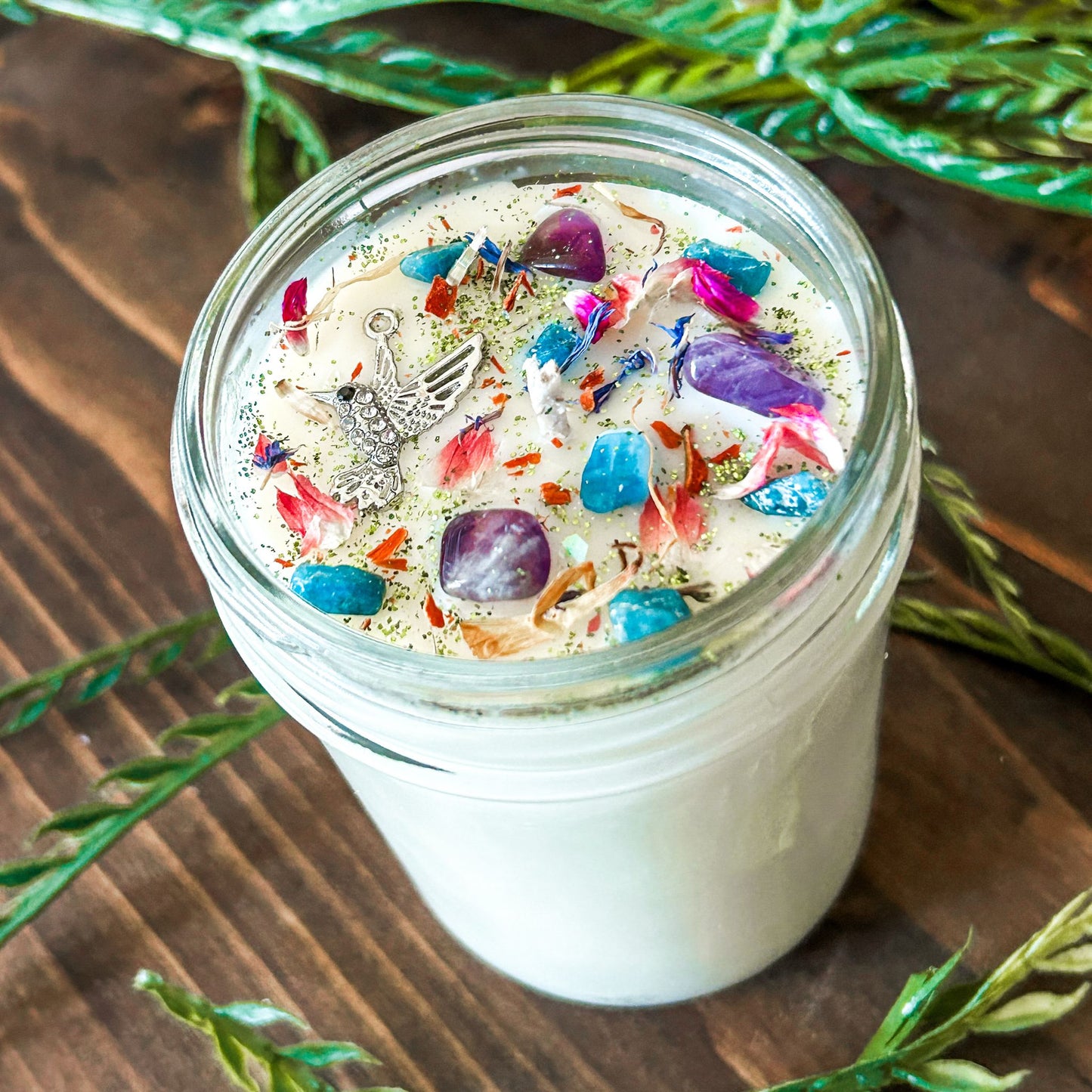 Hummingbird Haven Candle (Rose & Gardenia)