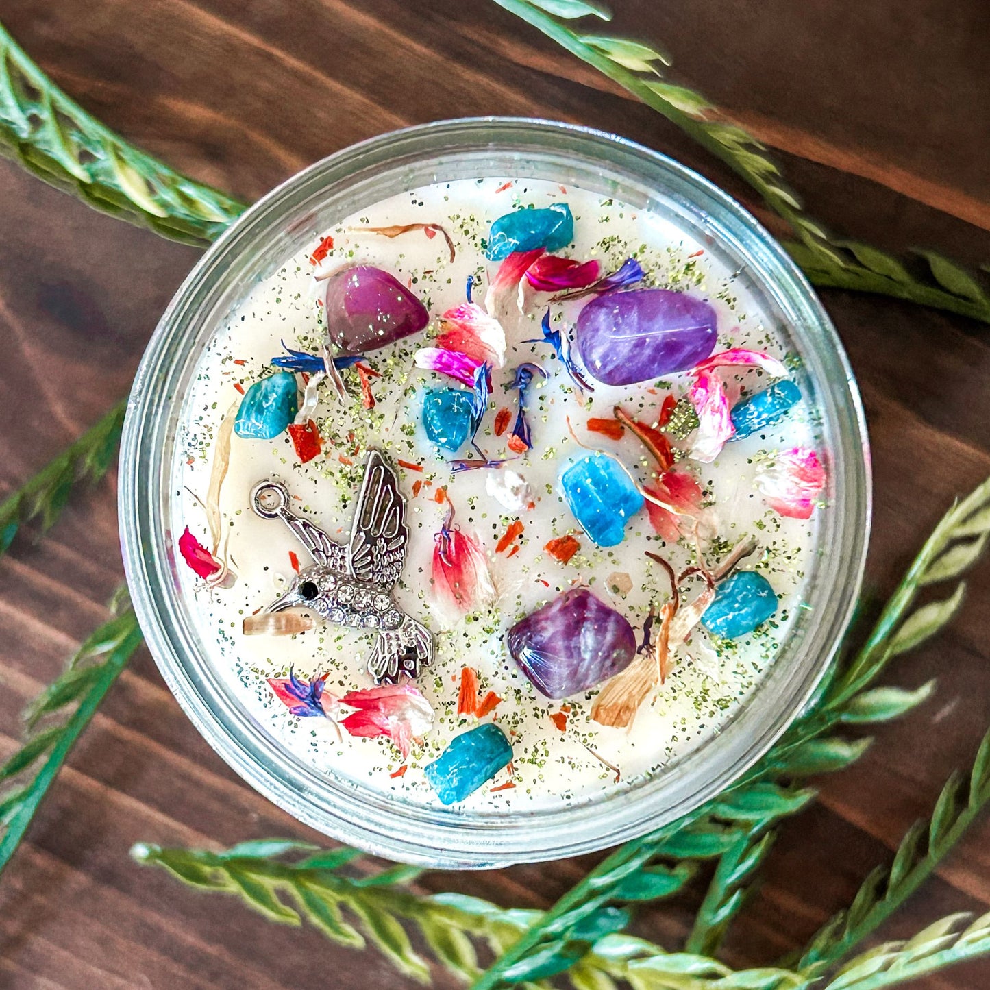 Hummingbird Haven Candle (Rose & Gardenia)