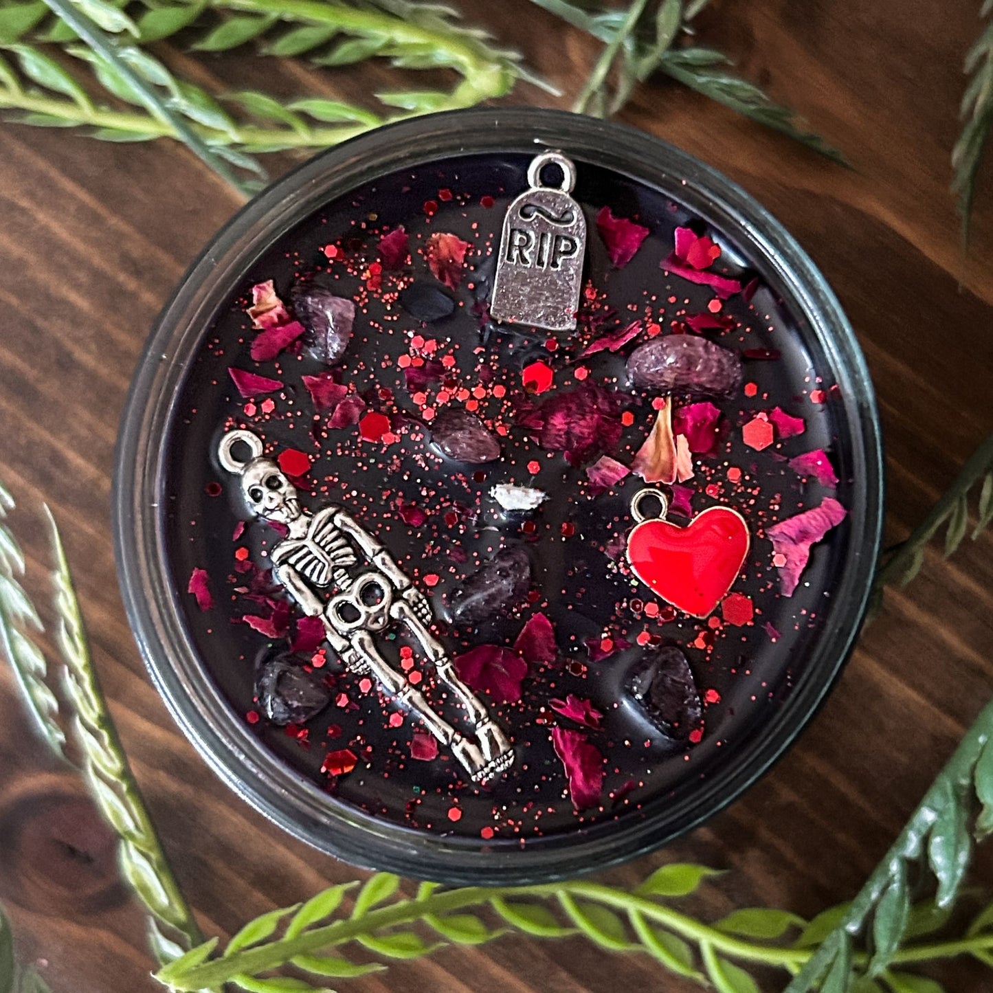 Spooky Valentine Candle (Rose Petals)