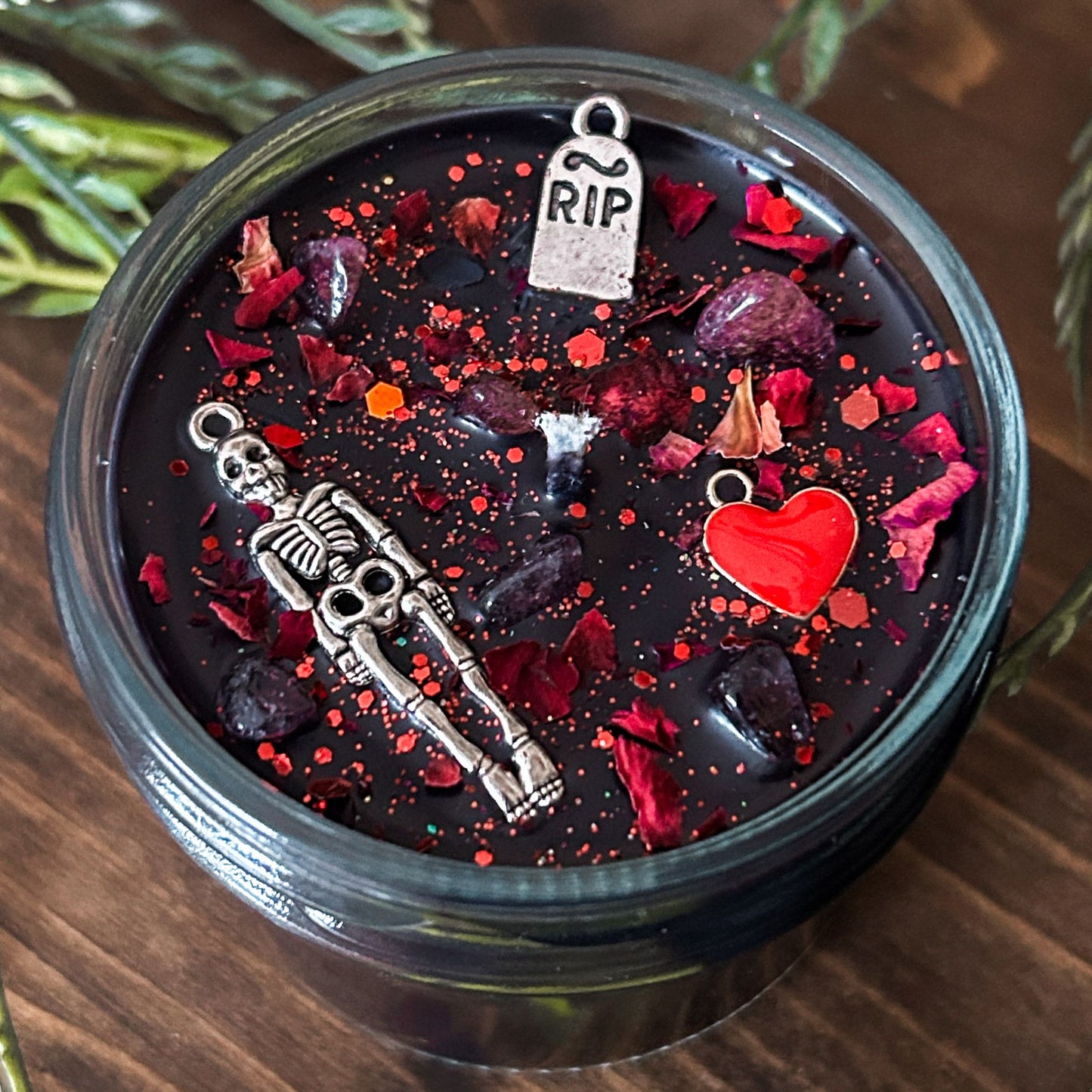 Spooky Valentine Candle (Rose Petals)