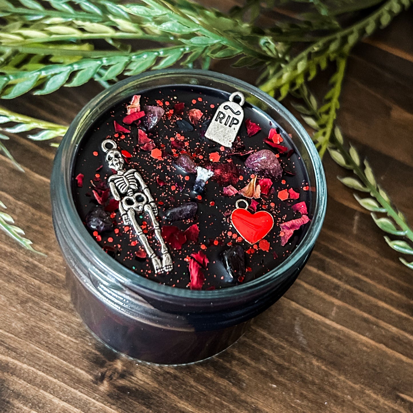 Spooky Valentine Candle (Rose Petals)