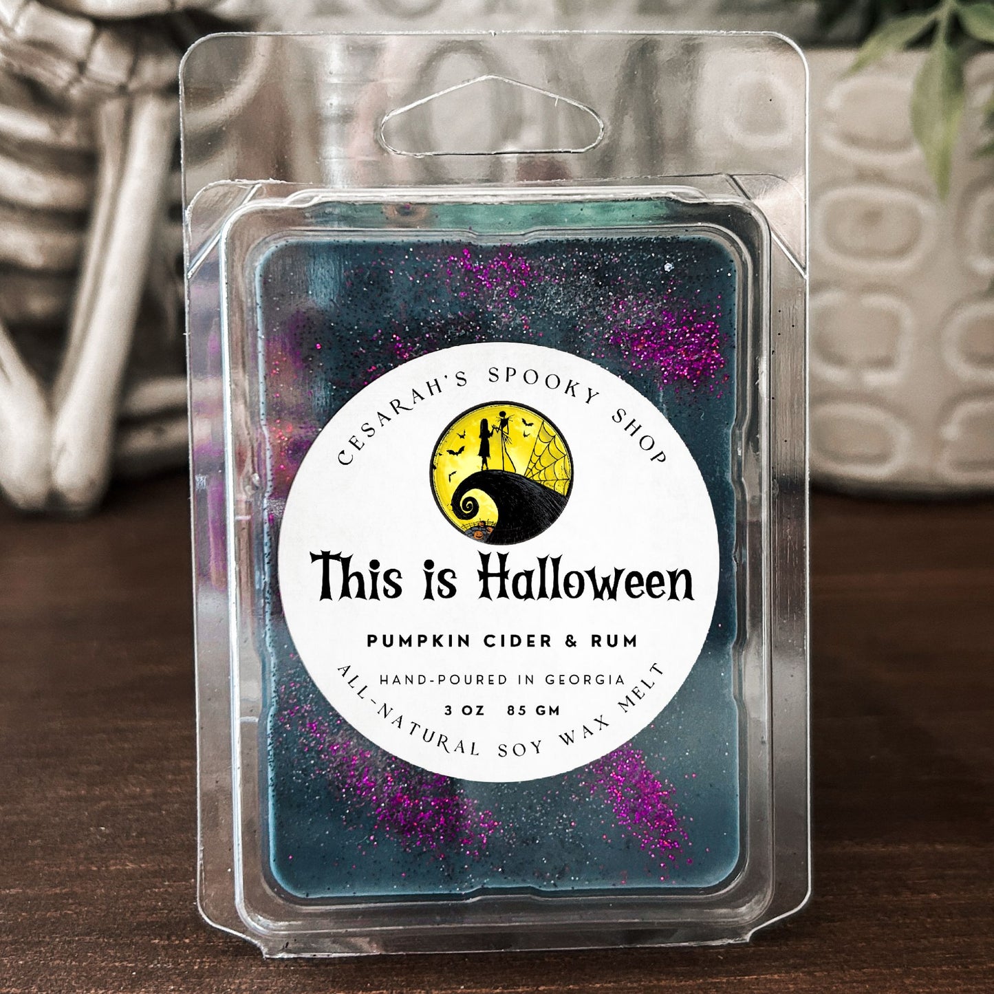 This is Halloween Wax Melt (Pumpkin Cider & Rum)