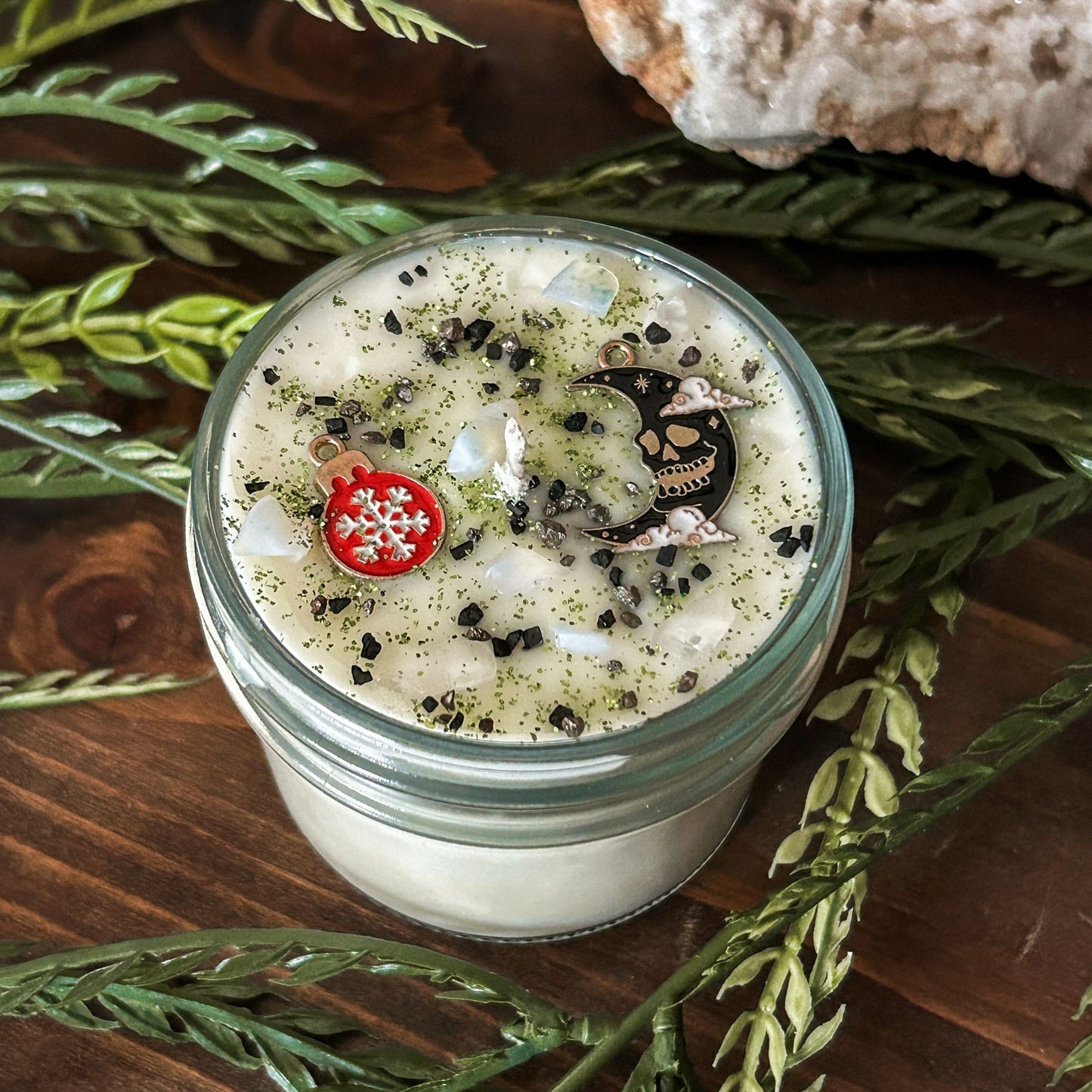 4oz Season's Creepings Candle (Gingerbread Cookies)